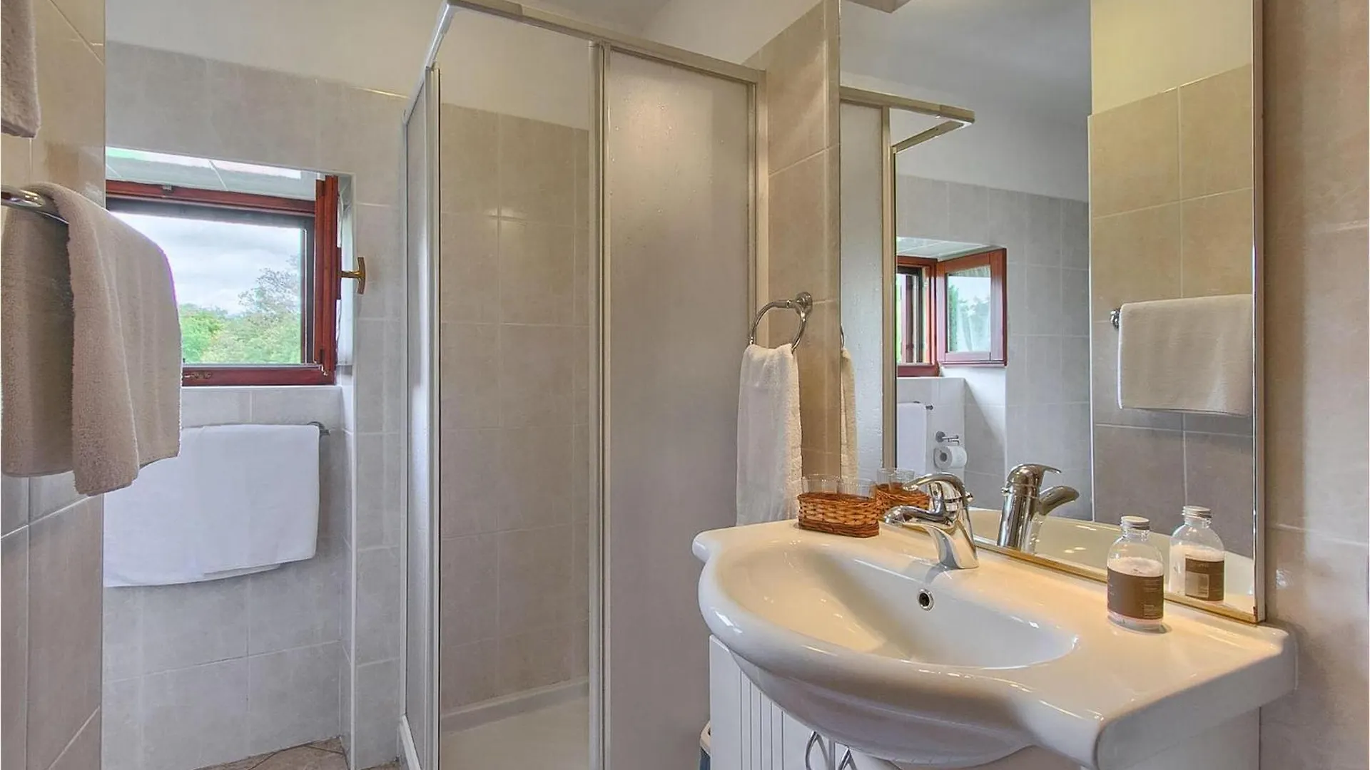 Holiday home Villa Edera Jursici