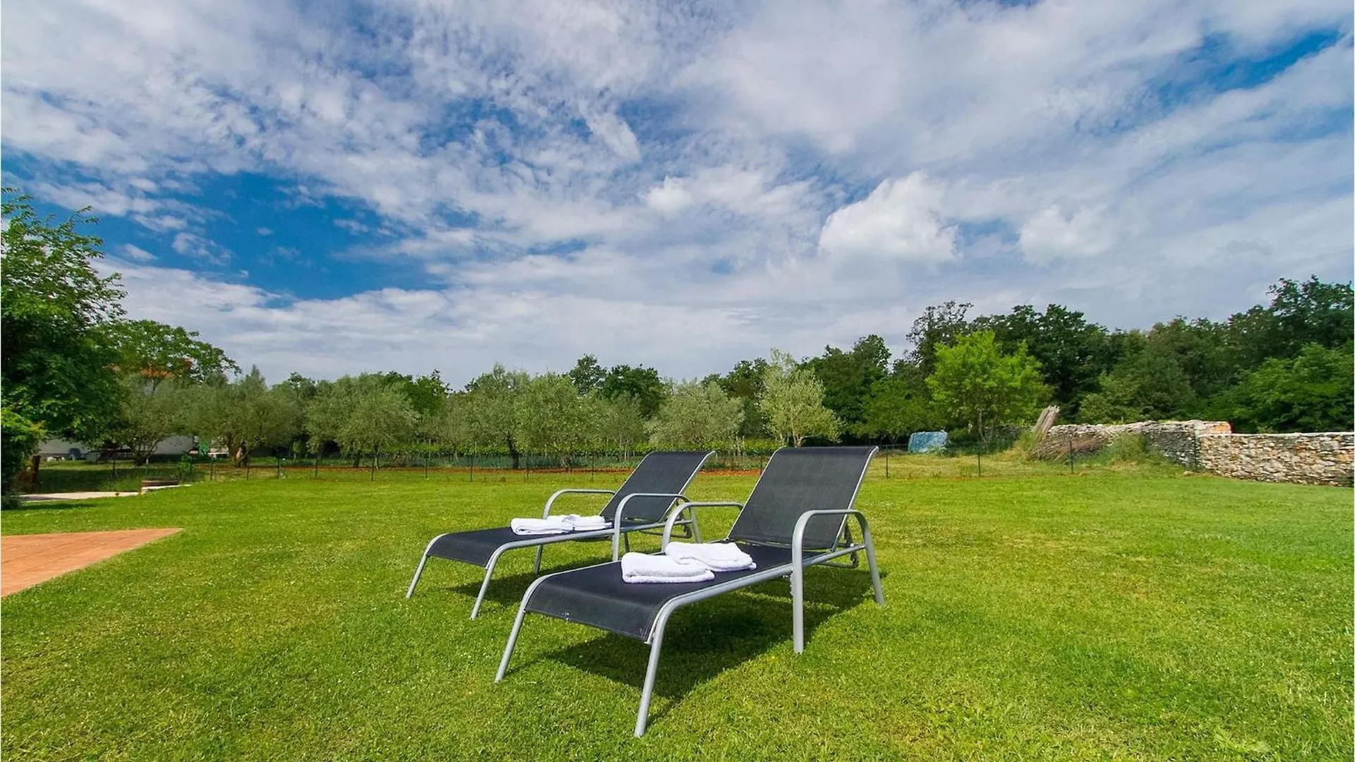 Villa Edera Jursici Holiday home